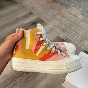 Size 6.5 women’s platform sunshine converse